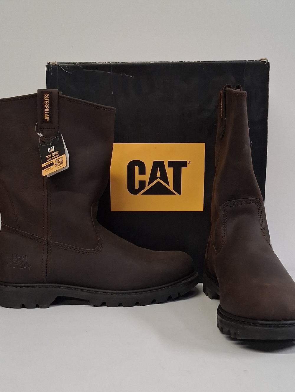 NWT Caterpillar Men's Revolver Work Boots Brown